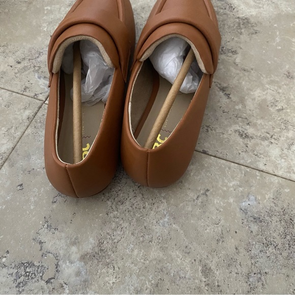 BC Vegan Loafers NEW Born in California PETA Approved 8 Tan Flats Shoes brown - Picture 6 of 8